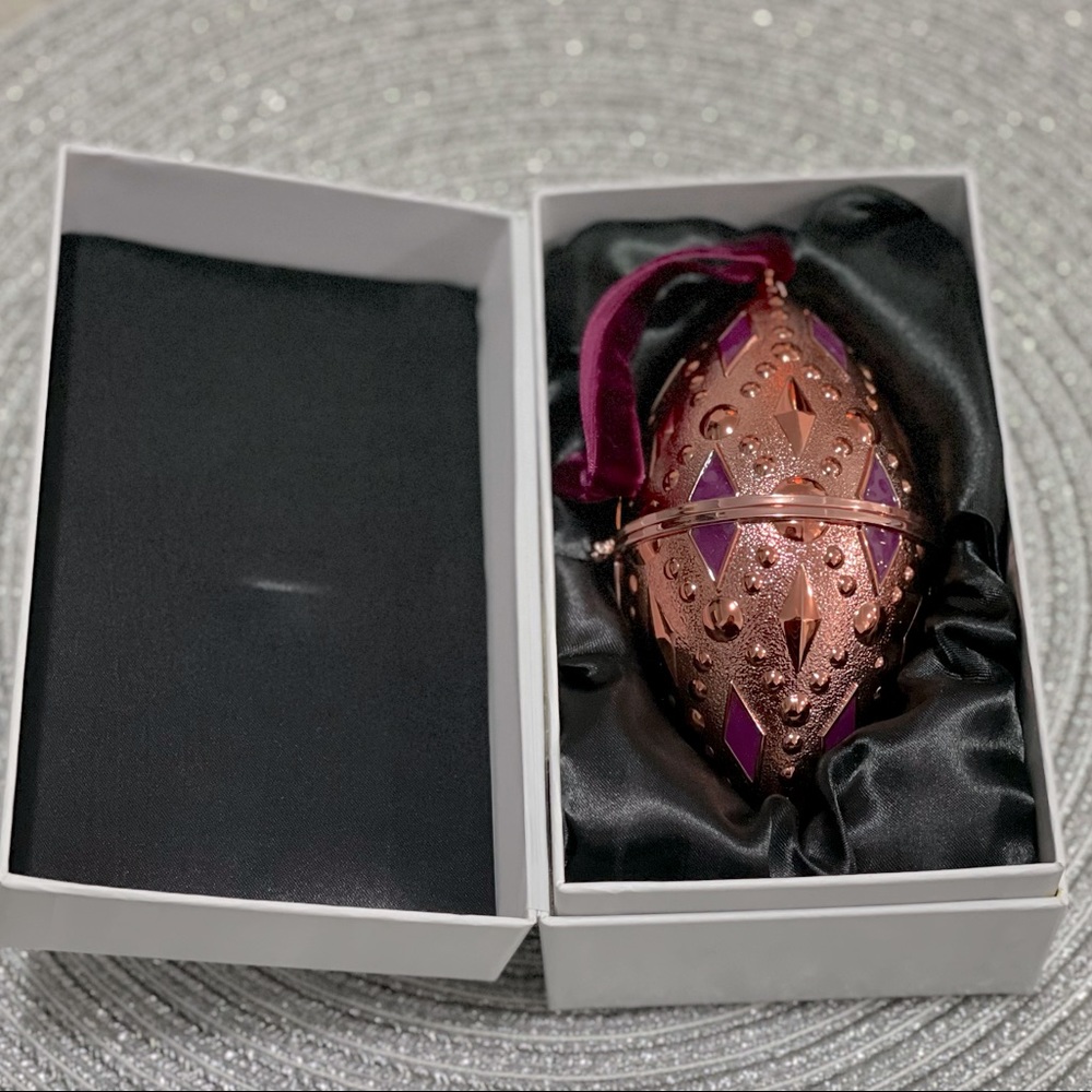 Pandora- Tree Ornament